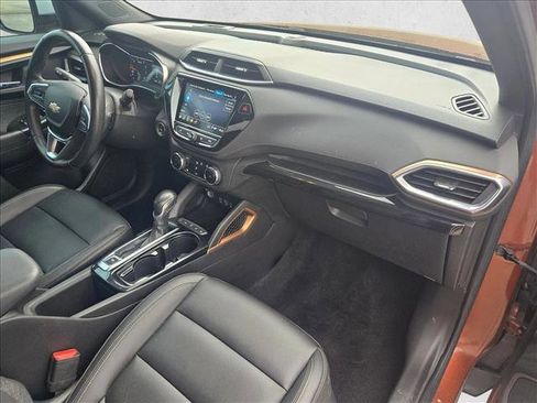 Used 2021 Chevrolet TrailBlazer ACTIV w/ Convenience Package FWD image 19