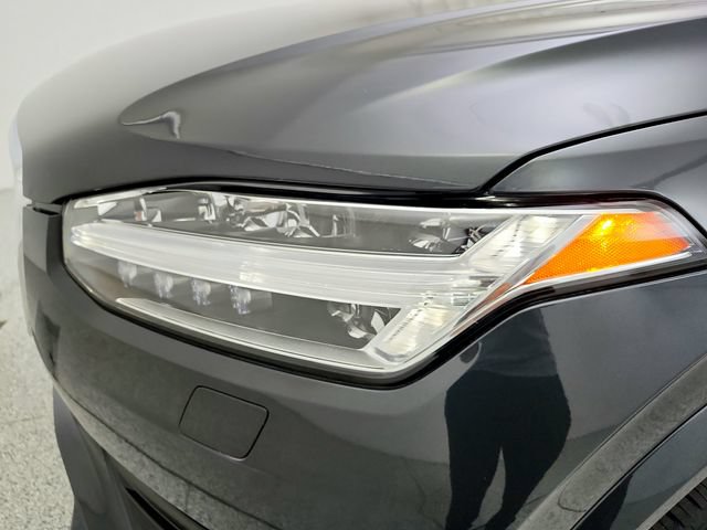 Used 2021 Volvo XC90 T6 Momentum w/ Climate Package AWD/4WD image 34
