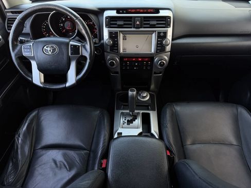 Used 2010 Toyota 4Runner Limited AWD/4WD image 11