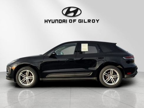 Used 2024 Porsche Macan AWD/4WD image 2
