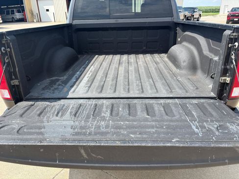 Used 2017 RAM 1500 Big Horn AWD/4WD image 14