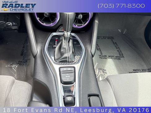 Used 2018 Chevrolet Camaro LT w/ Technology Package RWD image 20