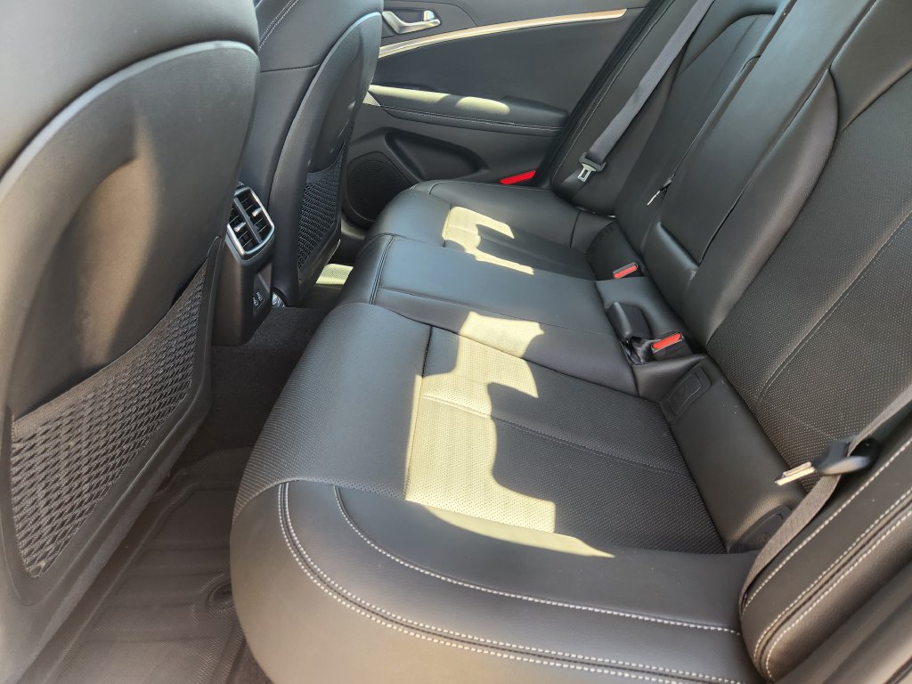 New 2026 Genesis G70 2.5T RWD image 31