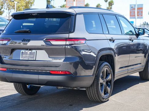 New 2025 Jeep Grand Cherokee L Limited w/ Luxury Tech Group II image 4