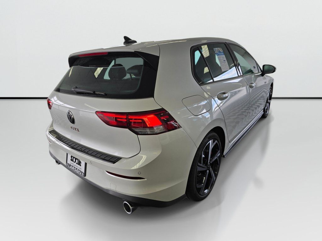 New 2026 Volkswagen GTI SE FWD image 3