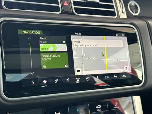 Used 2019 Land Rover Range Rover HSE AWD/4WD image 20