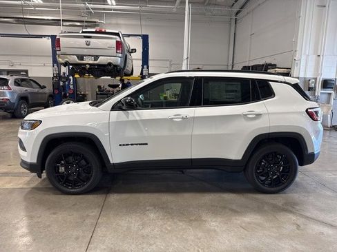 New 2025 Jeep Compass Latitude w/ Sun & Sound Group image 3