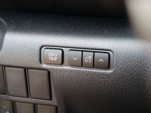 Used 2020 Lexus IS 300 w/ Accessory Package 2 image 15