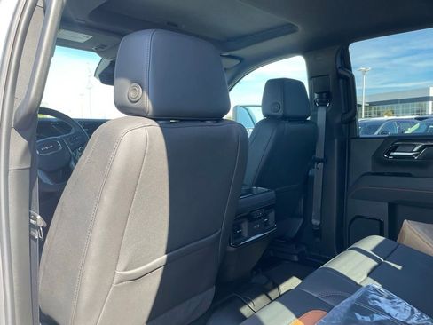 New 2026 GMC Sierra 2500 AT4 w/ AT4 Premium Plus Package image 24