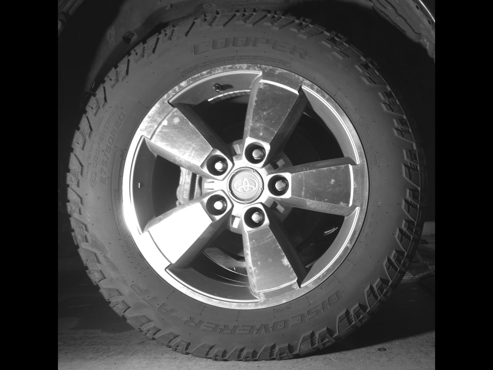 Used 2010 Toyota Tundra 4x4 Double Cab image 10