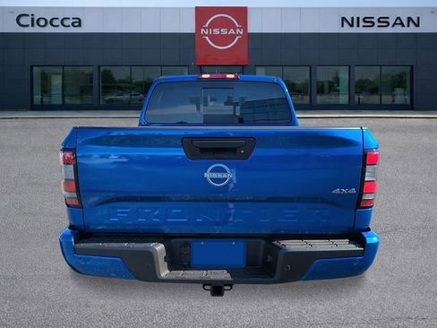 New 2026 Nissan Frontier SV w/ SV Convenience Package AWD/4WD image 4