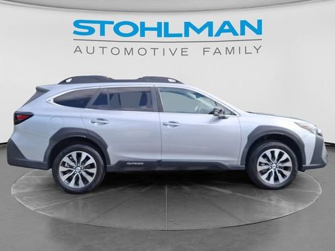 Used 2024 Subaru Outback Limited AWD/4WD image 4