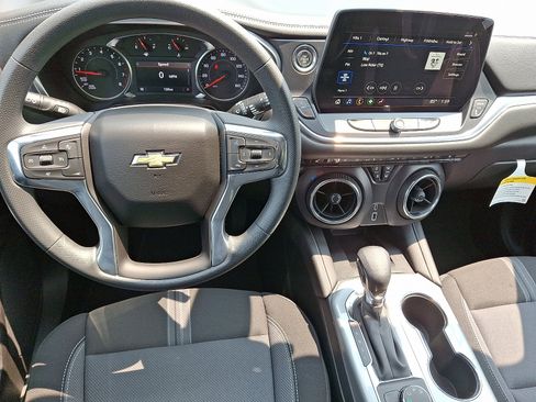 Used 2023 Chevrolet Blazer LT w/ Convenience Package image 11