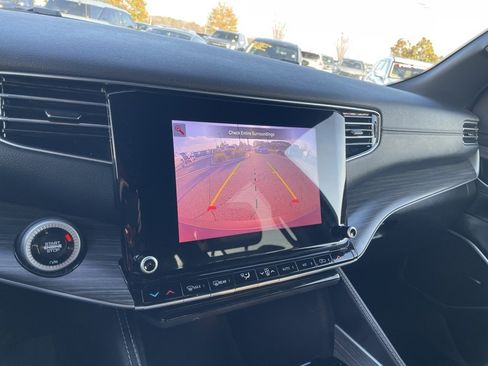 Used 2024 Jeep Wagoneer Series III image 17