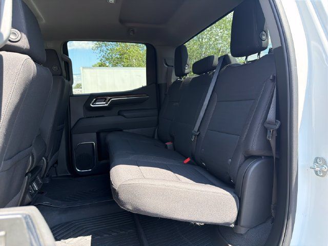 Used 2025 Chevrolet Silverado 1500 RST w/ Z71 Off-Road Package AWD/4WD image 24
