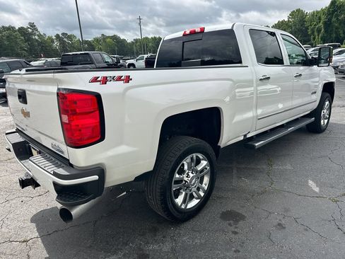 Used 2019 Chevrolet Silverado 2500 High Country w/ Duramax Plus Package AWD/4WD image 6