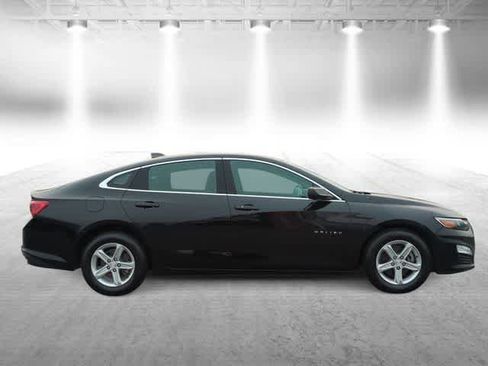 Used 2023 Chevrolet Malibu LT w/ Driver Confidence Package FWD image 9