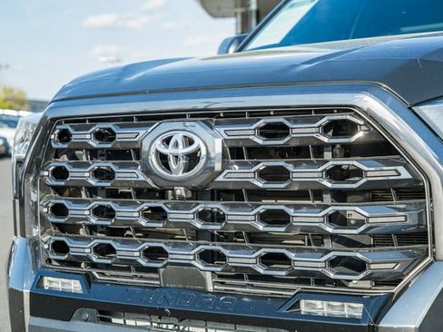Used 2023 Toyota Tundra Platinum AWD/4WD image 11