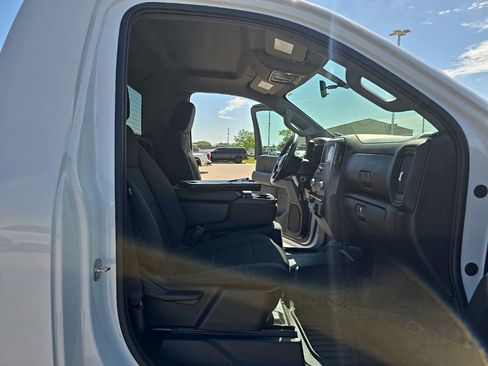 Used 2022 GMC Sierra 3500 Pro w/ Convenience Package AWD/4WD image 12