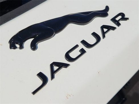 Used 2026 Jaguar F-PACE R-Dynamic S image 9