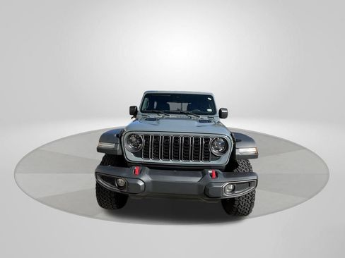 Certified 2024 Jeep Wrangler Unlimited Rubicon AWD/4WD image 2