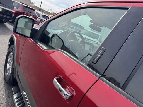 Used 2020 Ford F150 Lariat image 15