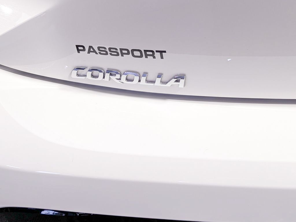 Used 2026 Toyota Corolla SE FWD image 14