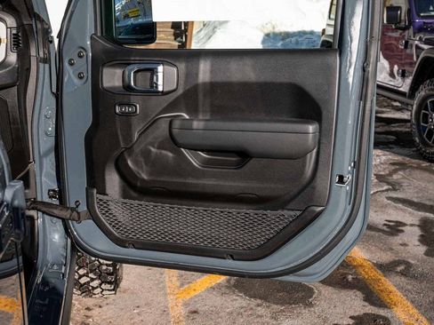 New 2026 Jeep Gladiator Sport AWD/4WD image 12