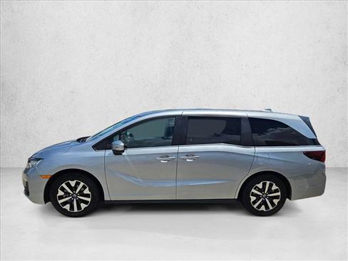 Used 2025 Honda Odyssey EX-L image 8
