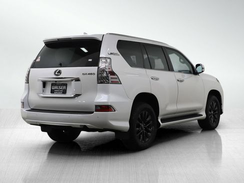 Used 2021 Lexus GX 460 Premium w/ Premium Package image 5