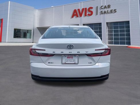 Used 2025 Toyota Camry LE FWD image 7