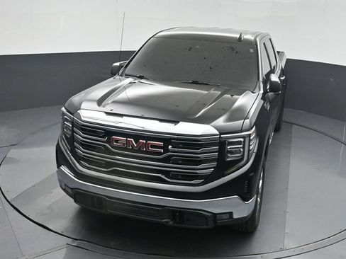 Used 2024 GMC Sierra 1500 SLT AWD/4WD image 47