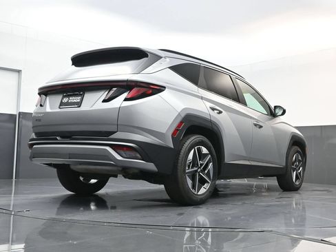 Certified 2025 Hyundai Tucson SEL FWD image 22