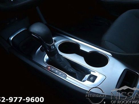 Used 2024 Chevrolet Malibu LT FWD image 20