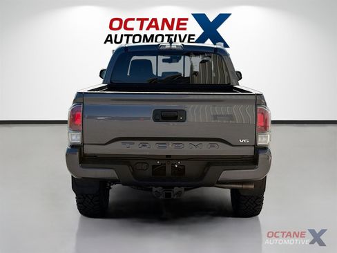 Used 2021 Toyota Tacoma TRD Sport AWD/4WD image 6