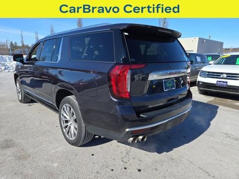 Used 2023 GMC Yukon XL Denali w/ Advanced Technology Package image 3