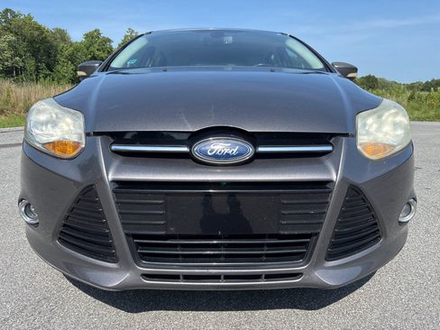 Used 2012 Ford Focus SEL FWD image 8