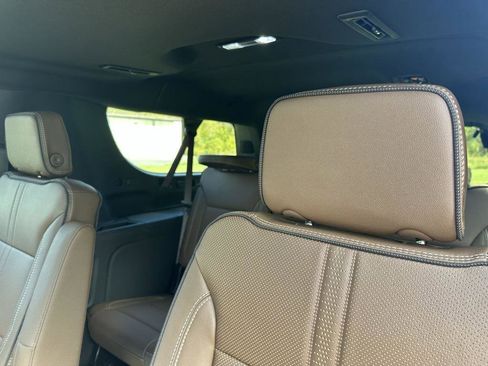 New 2026 Chevrolet Suburban High Country w/ Sun And Tow Package image 23