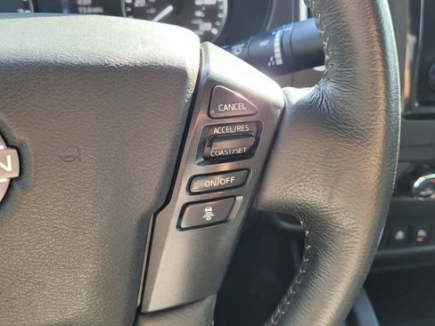 Used 2023 Nissan Frontier SV w/ SV Convenience Package image 13