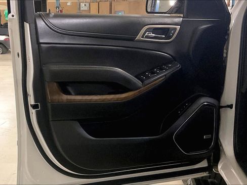 Used 2019 GMC Yukon Denali w/ Denali Ultimate Package image 20