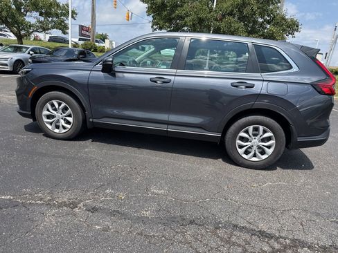 Used 2024 Honda CR-V LX image 30