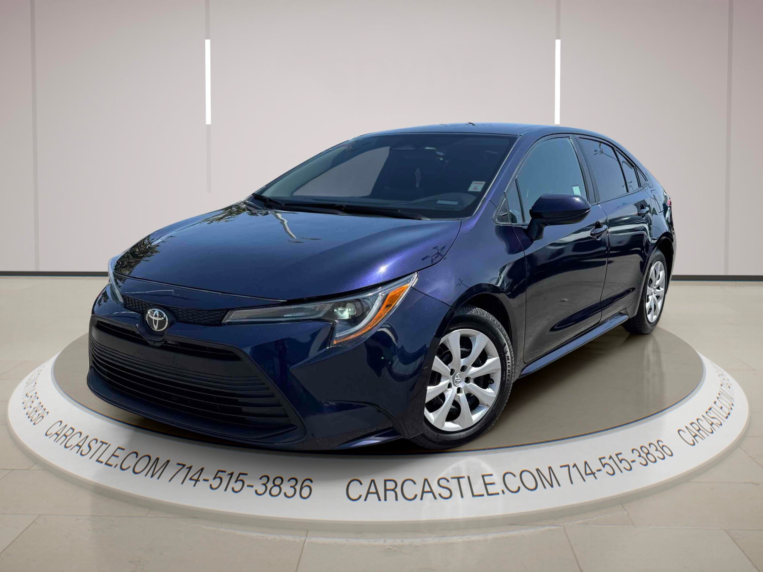 Used 2023 Toyota Corolla LE FWD image 1