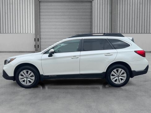 Used 2019 Subaru Outback 2.5i Premium w/ Popular Package #2 AWD/4WD image 30
