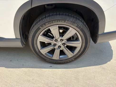 Certified 2024 Honda Pilot Sport image 34