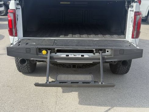 Used 2025 Ford F150 Raptor w/ Equipment Group 803A Raptor R AWD/4WD image 17