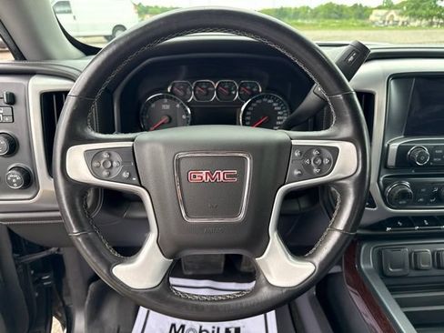 Used 2017 GMC Sierra 1500 SLT w/ SLT Preferred Package AWD/4WD image 30