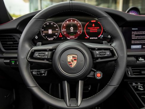 Certified 2026 Porsche 911 Targa 4 GTS image 29