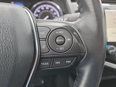 Used 2020 Toyota Camry SE w/ Audio Package FWD image 18