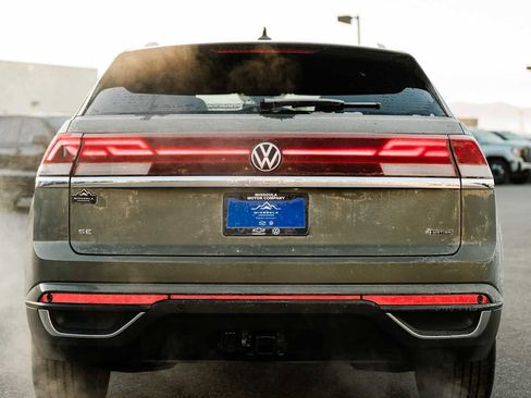 New 2026 Volkswagen Atlas Cross Sport SE image 3