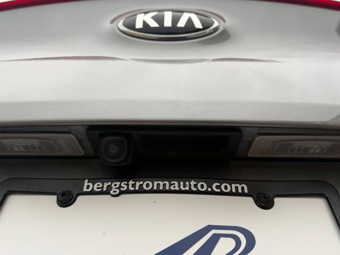 Used 2021 Kia Sportage LX image 11